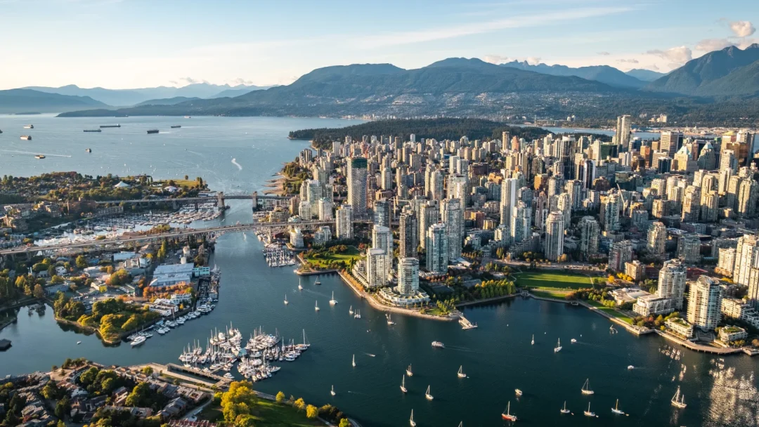 Vancouver_Destination-Vancouver_Albert-Normandin_86498_Master-1536x864